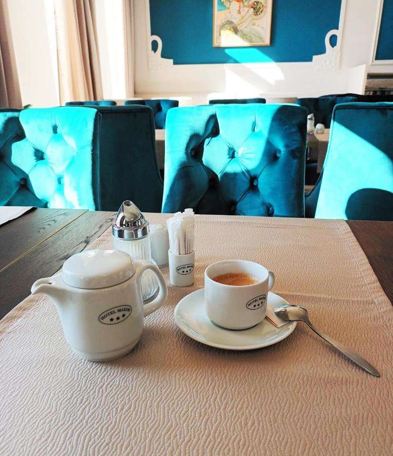 Hotel Maxim มาเรียอานซเกลาซนี ภายนอก รูปภาพ