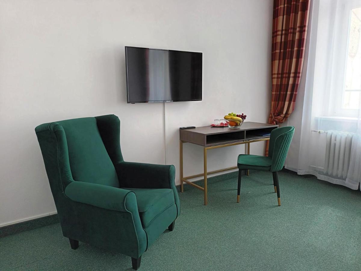 Hotel Maxim มาเรียอานซเกลาซนี ภายนอก รูปภาพ